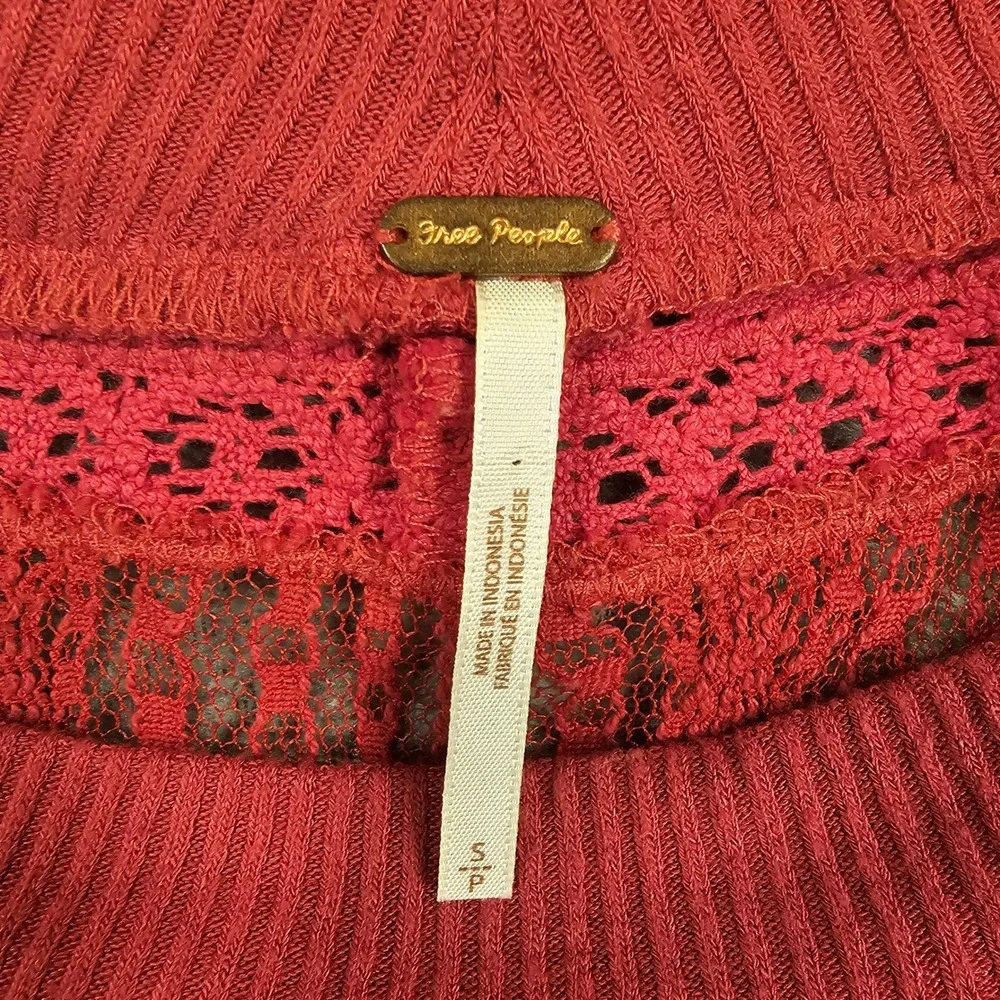 Free‎ People Berry Red Waffle Knit Thermal Lace Yoke Dolman Sleeve Top Small